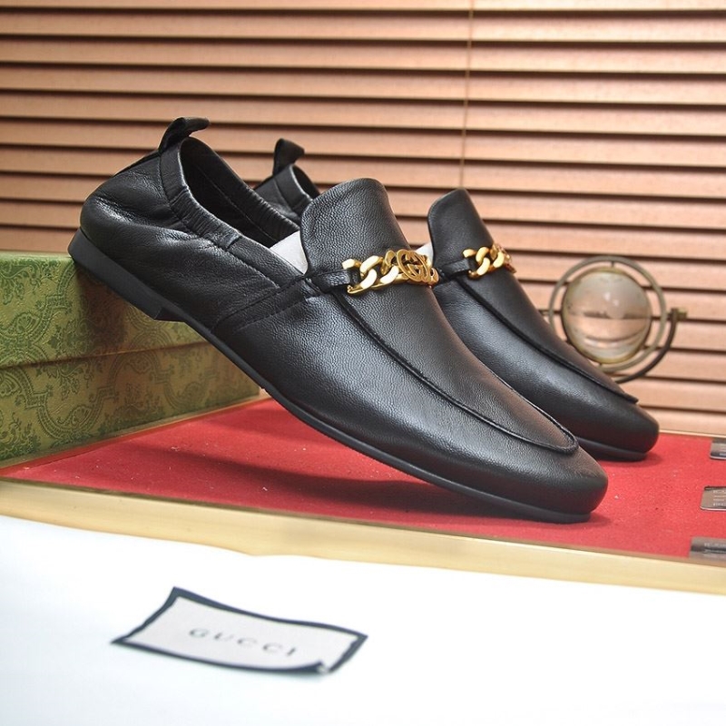 G*u*i leather shoes